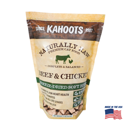 Kahoots cat food package with beef and chicken flavor on a white background