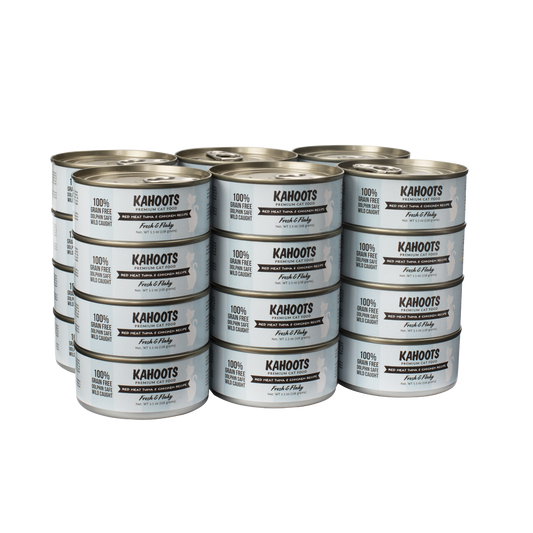 Kahoots red meat tuna and chicken recipe can, image of white cat over blue stripes